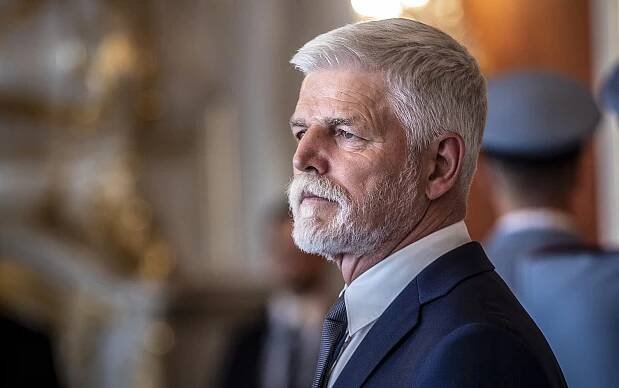 Napínání do poslední chvíle: Důchodová novela má platit už v pátek, prezident zatím nepodepsal