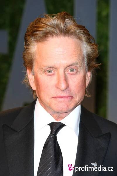 Michael Douglas - celebrity účes - HappyHair