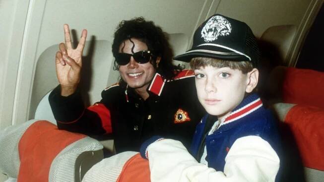Leaving Neverland (2019)