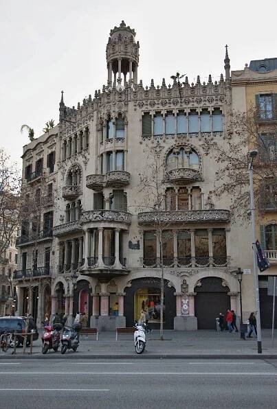 Barcelona – dům Casa Lleó… - Měšťanský dům | Turistika.cz