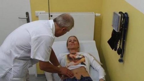 Zuzana Belohorcová je k nezastavení: Jen krátce po operaci kýly vyrazila do víru velkoměsta - Super.cz
