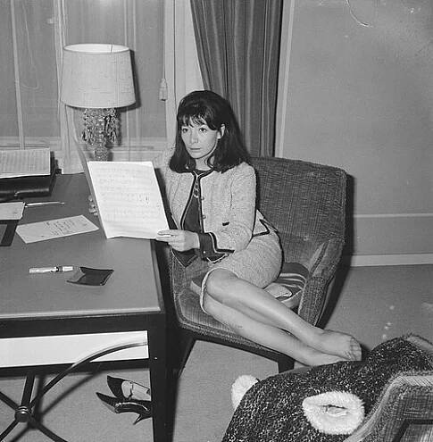 Juliette Gréco - Wikipedia