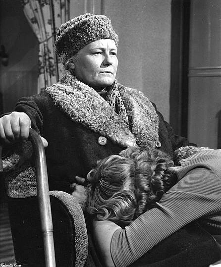 Emma Väänänen, Teija Sopanen - Niskavuoren naiset - Z filmu