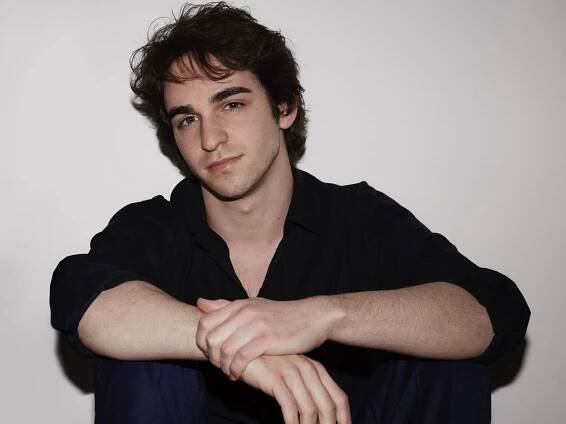 15 Astonishing Facts About Zachary Gordon
