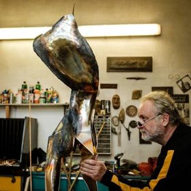 Nejraději mám outsidery, říká rožnovský sochař Igor Kitzberger | Patriot Magazín