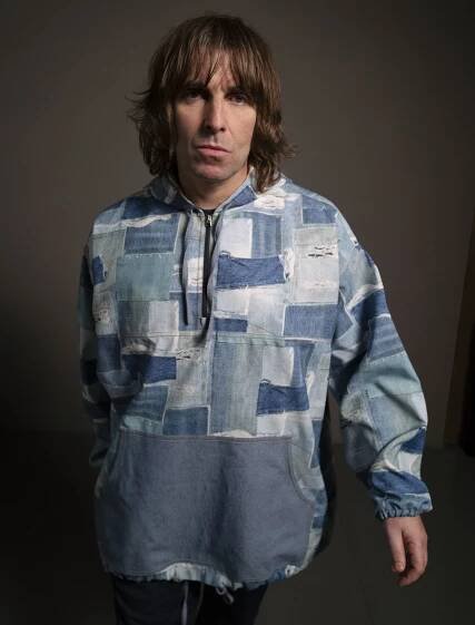 2021.12.14 Liam Gallagher G1350287 RT Col Crop