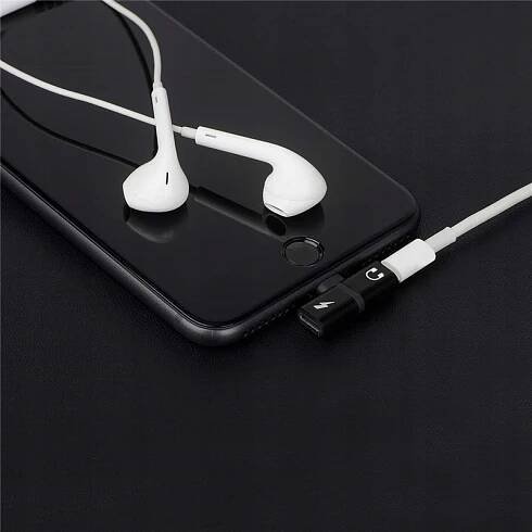 ADAPTÉR 2X LIGHTNING PRO SLUCHÁTKA ADAPTÉR PRO IPHONE 7 8 X 11 12 13 14 EAN (GTIN) 5904094229499