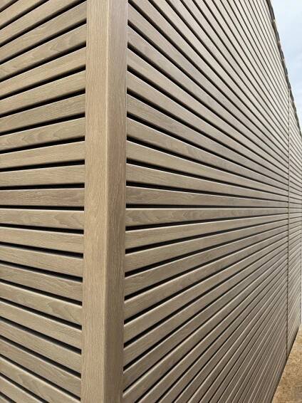 Fasádní obklad - WOOD SIDING SVP-B6 FRONTO V-BLACK - 60 dub