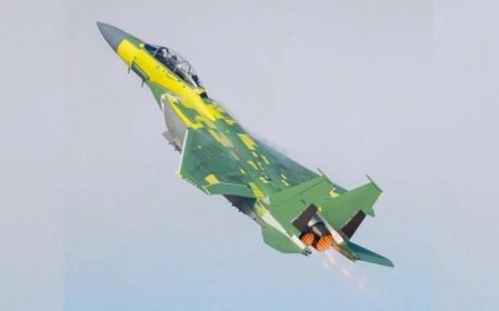 Su-57 vs. F-15EX: Ruský stíhač je pomalejší a hůře vyzbrojený | SECURITY MAGAZÍN