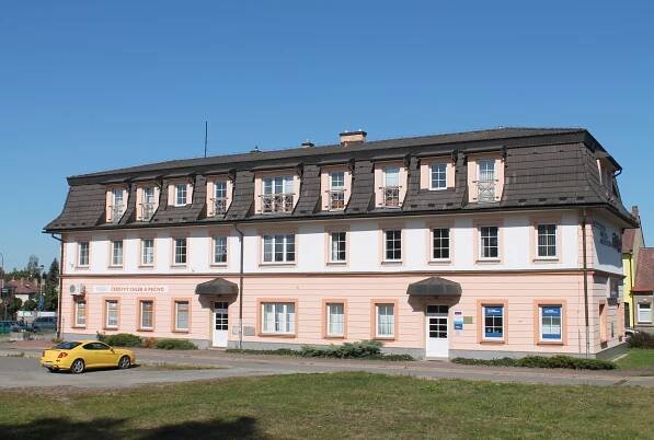 Soubor:Žďár nad Sázavou, Strojírenská, bývalé nádraží (2019-09-22; 04).jpg