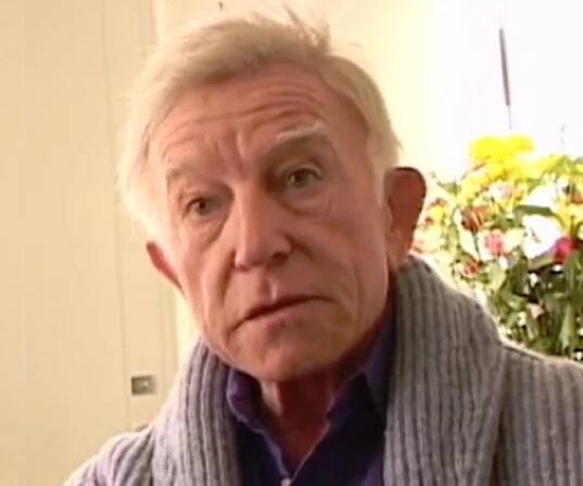 Henry Gibson