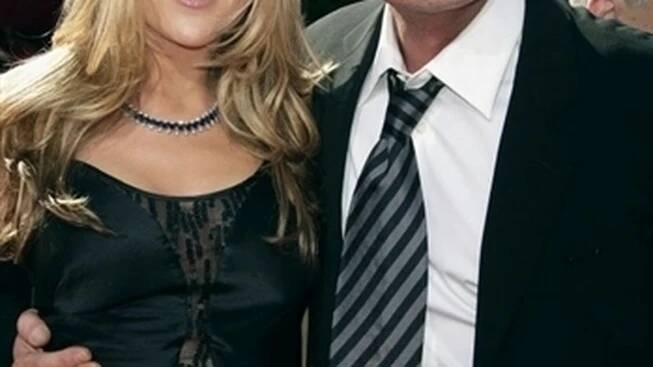 Charlie Sheenovi a Brooke Mueller se narodila dvojčata
