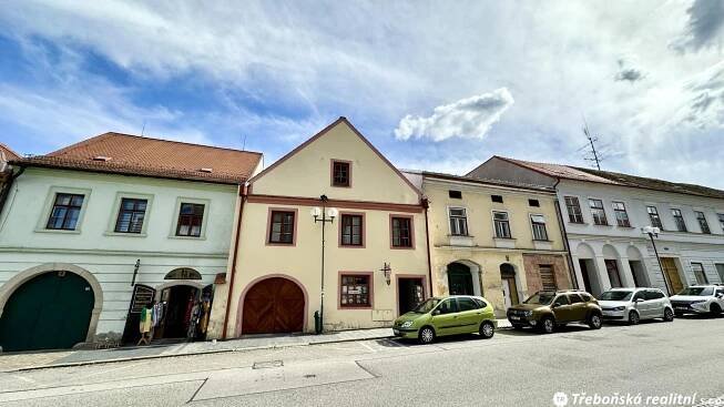 Pronájem Byt 2+kk, Husova, Třeboň - Třeboň I, okres Jindřichův Hradec