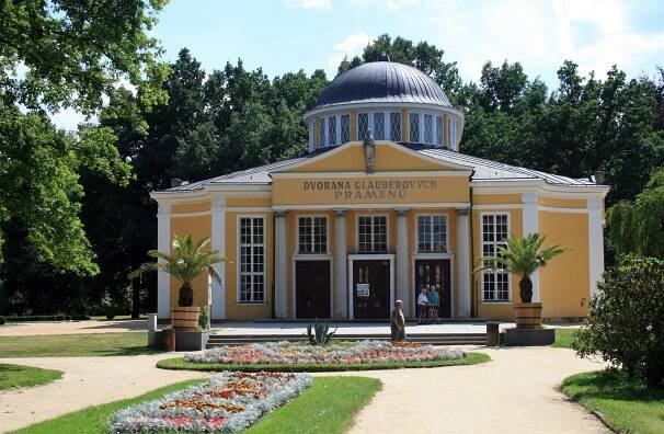 Lázně Františkovy Lázně wellness hotel, víkendové wellness pobyty