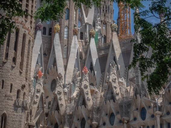 One Day in Barcelona: A Gaudi-Inspired Adventure : A Brummie Home and Abroad