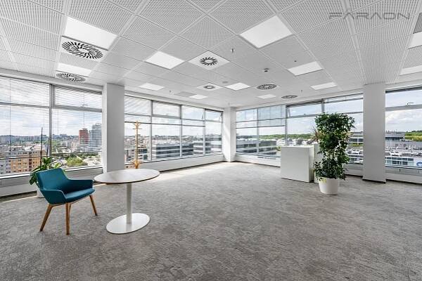 Pronájem kanceláře 256 m², Bucharova, Praha - Stodůlky