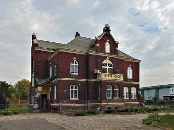 Soubor:Hrušov, fara.jpg – Wikipedie