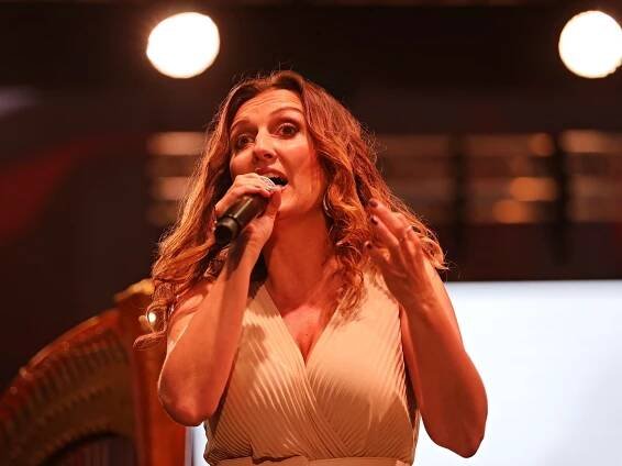 Tragédii středočeské obce připomněly Světlo za Lidice a Děkovný koncert