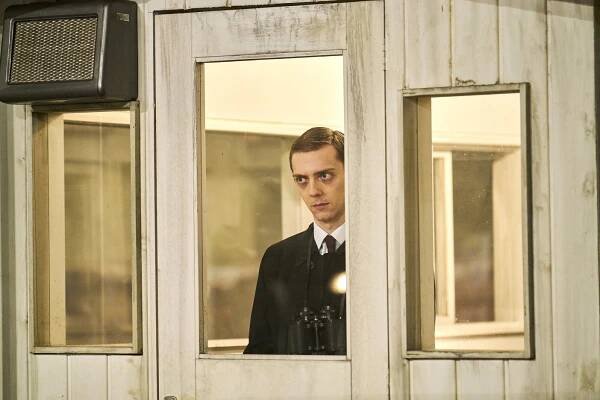 Joshua James - Harry Palmer: Případ Ipcress - Epizoda 1 - Z filmu