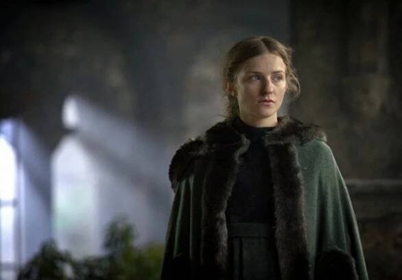 Bílá královna - Z filmu - Faye Marsay