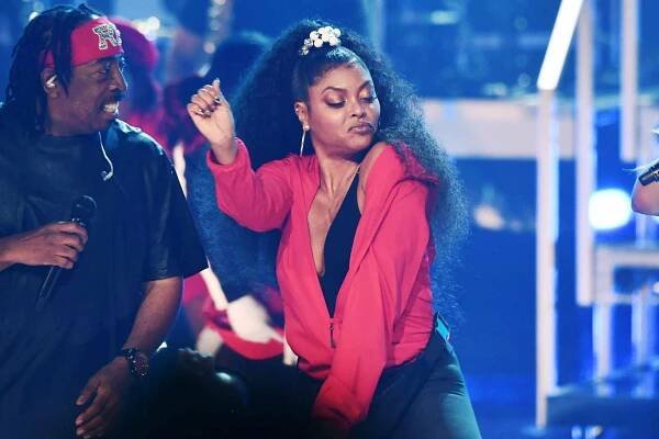Taraji P. Henson Twerks Alongside Regina Hall in Show-Stealing BET Awards Performance