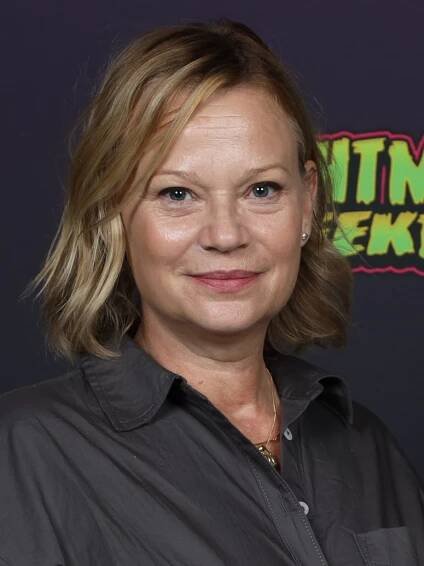 Samantha Mathis