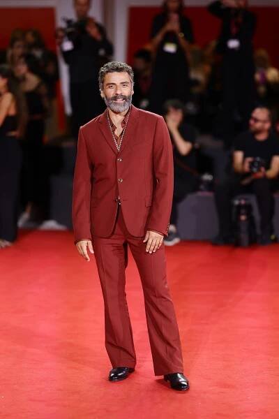 Cartier Glory To The Filmmaker Award 2025 & "In the Hand of Dante" Red Carpet - The 82nd Venice International Film Festival