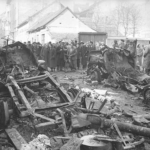 Brutální jatka v režii Koněva: V říjnu a listopadu 1956 v Maďarsku prohrál Západ poslední bitvu o svobodu