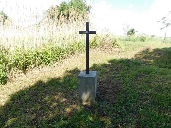 Pomník padlým v bitvě 3.7.1866 u Dolního Přímu | Drobné památky 