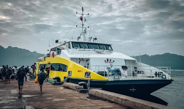 Coron to El Nido Ferry | The best way to get between El Nido and Coron