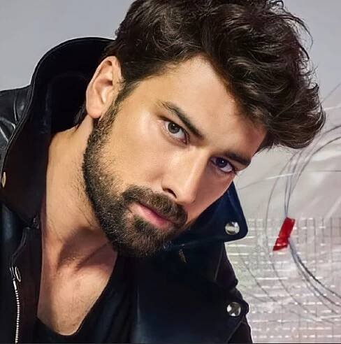 Alp Navruz Height Net Worth, Girlfriend Age Explore Secrets