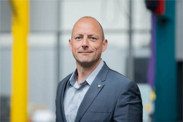 RUSSELL FINEX : A Q&A With Richard Baker