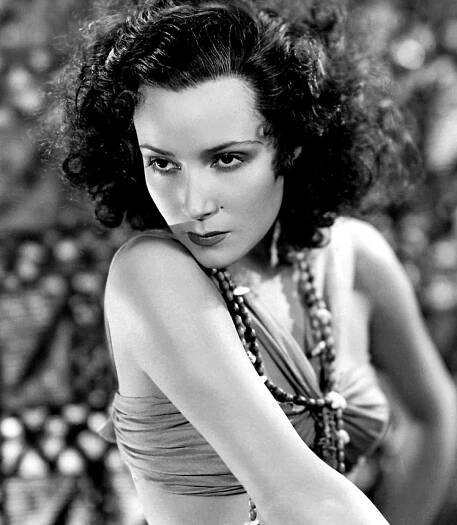 Soubor:Dolores del Rio - Publicity - 1932.jpg