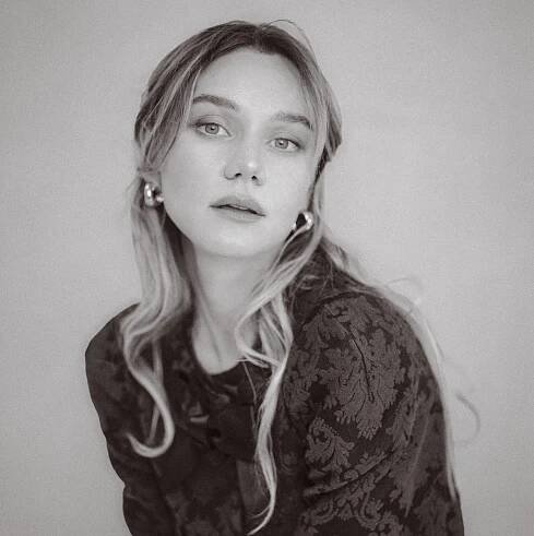 Imogen Waterhouse Reflects on Jinny’s ‘Impactful’ Episode in The Buccaneers