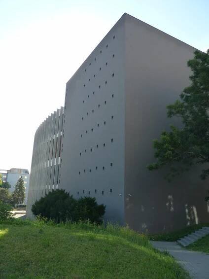 Fotografie - Brno - Kounicova ul./Moravská zemská knihovna - 30.06.2025