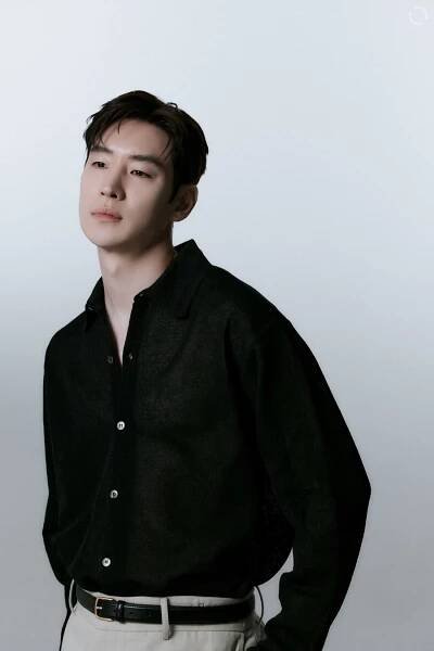 Lee Je Hoon sa nevie dočkať tretej série Taxi Driver a chváli kolegov Pyo Ye Jin a Namgoong Mina - Asianstyle