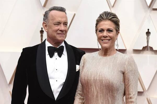 Oscarový herec Tom Hanks a jeho žena se nakazili koronavirem. Slabost je přepadla v Austrálii