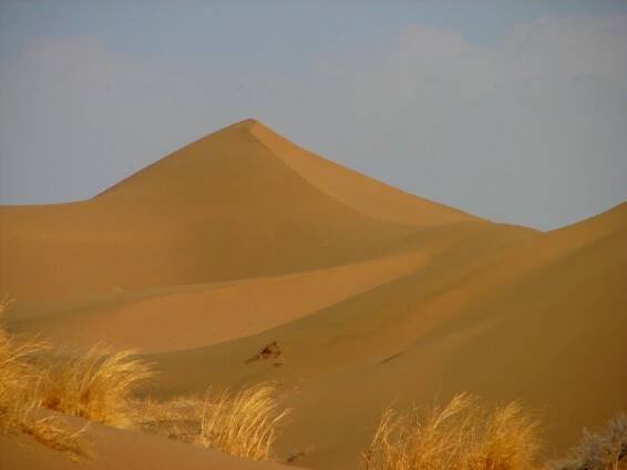 Sahara Kañɩnbʊsaɣ
