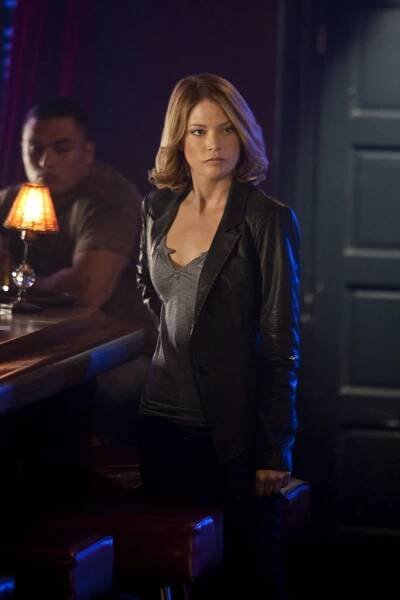Dark Blue - Brother's Keeper - Z filmu - Nicki Aycox