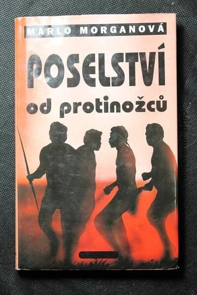 Poselství od protinožců, 2000