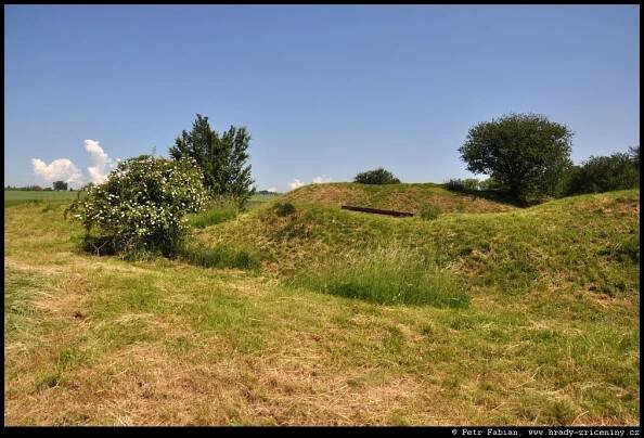 Dobrotice – fotografie / hrady-zriceniny.cz