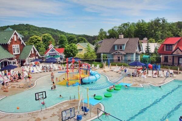 Crystal Mountain Hotel Thompsonville Exterior photo