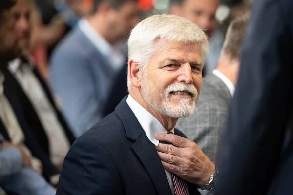 Nemůžeme přehlížet nárůst podpory extremistů v Evropě, řekl prezident Pavel k eurovolbám