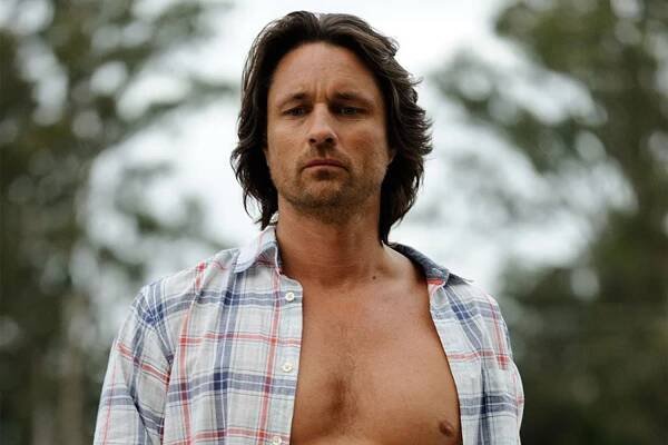 Martin Henderson Role Call