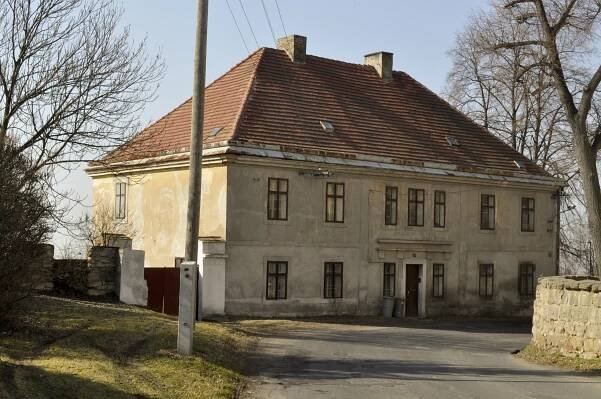 Kostel svatého Petra a Pavla (Chcebuz) – Wikipedie