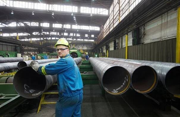 Podnik ArcelorMittal se má prodat ještě letos