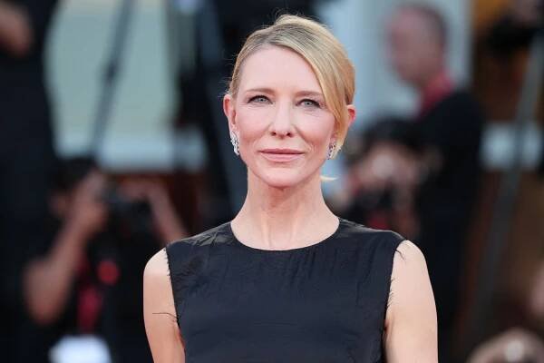 Cate Blanchett Stuns in an Avante-Garde Dress Made Out of Bird Feathers and Fabric Scraps