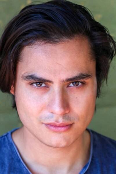 Kiowa Gordon herec