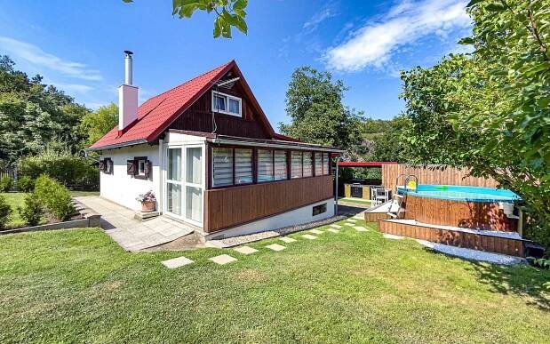Chaty, Hradec, Rokle, 80 m²