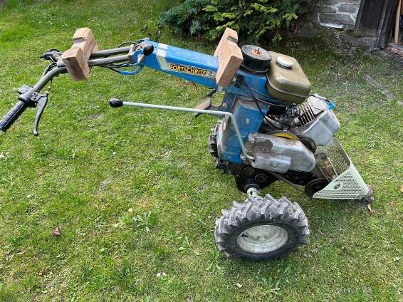 Lištová sekačka a obracečka na trávu Fortschritt E931.50 - Zahradní technika